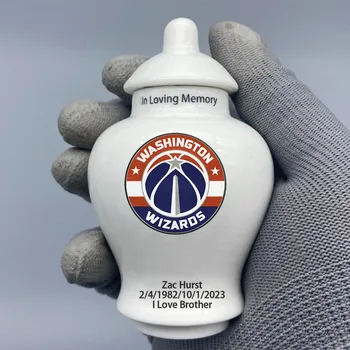 Мини-урна за Washington Wizards с логото на поръчка. Изпратете ми име / на датата, на която искате да поставите на урне съобщение с коментари