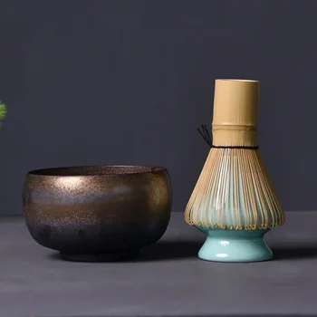 традиционните комплекти за приготвяне на мача бъркалка за разбиване на мача от естествен бамбук, керамична купа за разбиване на мача, държач за разбиване на чай в японски стил